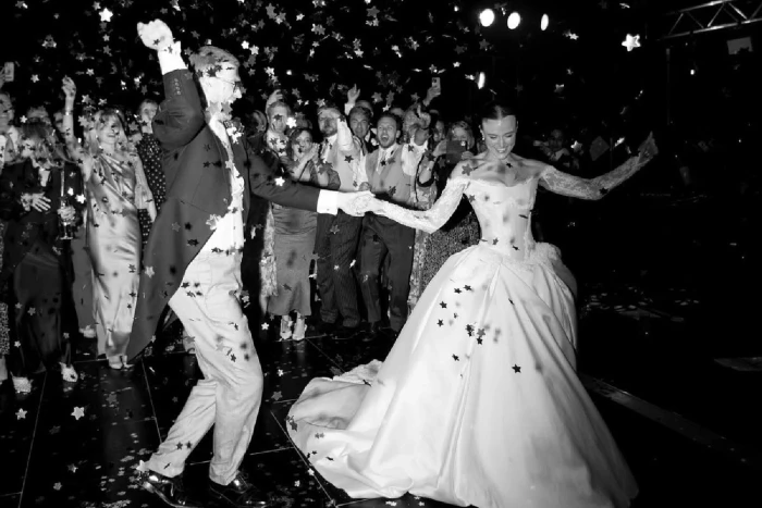 Kāzas vairākās daļās jeb “Sequenced  Wedding”