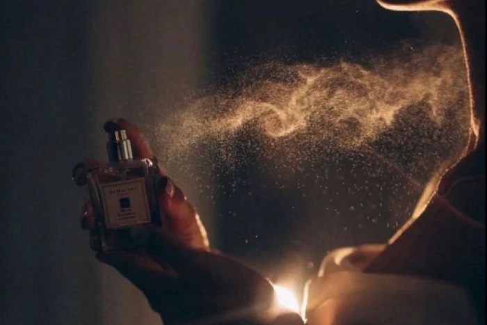 Smaržu un individuālā aromāta radīšanas  darbnīca vecmeitu ballītē