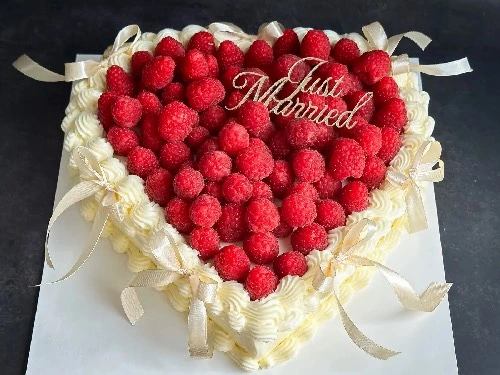 /profiles_advertise/Aira's cakes