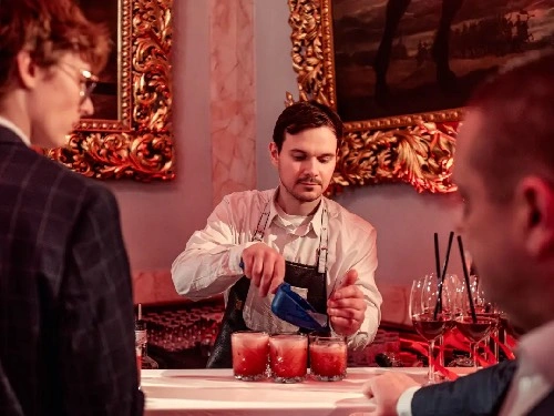 /profiles_advertise/Bar Six Catering