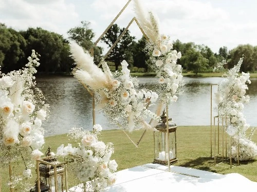 /profiles_advertise/COSY EVENT DECOR | WEDDING DECORATIONS AND FLORISTRY