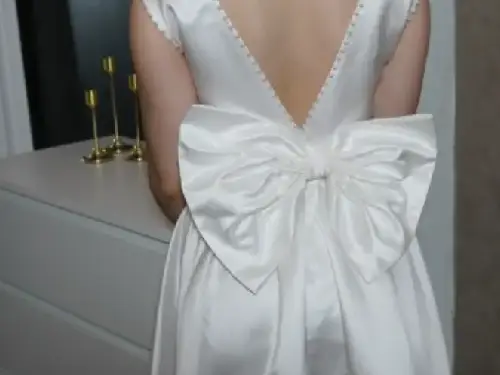 /profiles_advertise/Role Bridal