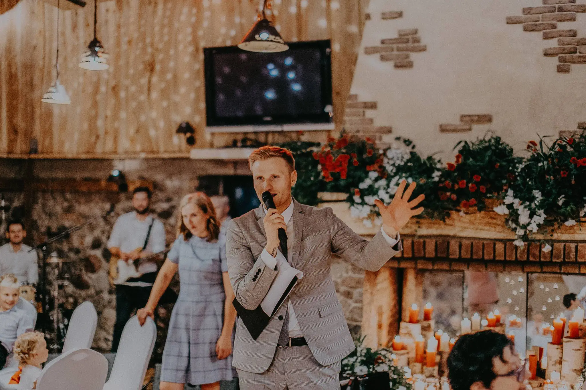 RENĀRS ZELTIŅš kāzu vadītājs kāzas